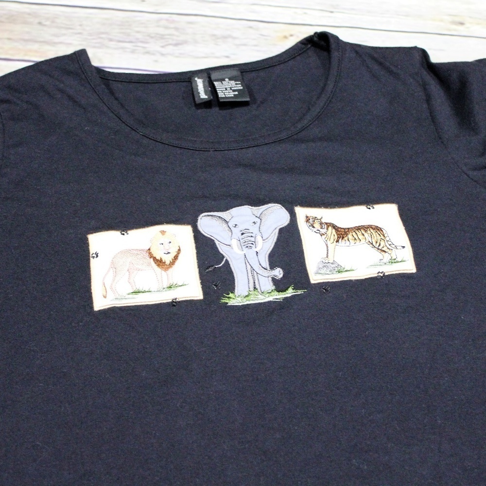 Jason Maxwell Top Size Small Safari Animals Black